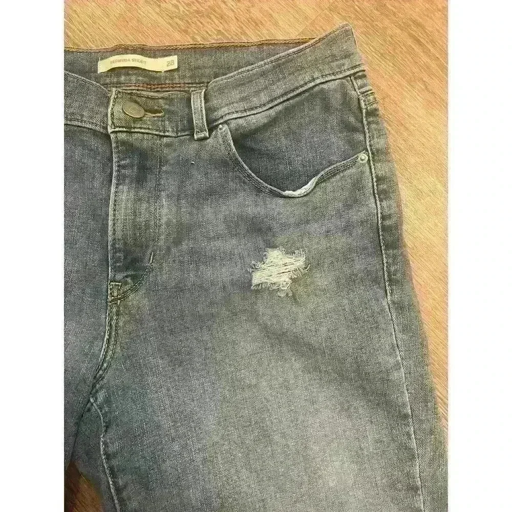 Levis‎ Shorts Womens Size 28 Bermuda Mid Rise Stretch 12 Inch Inseam Denim